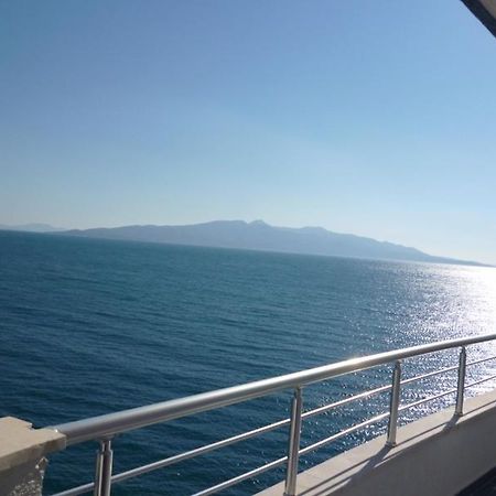 Beautifull Holiday Apartment Larisa Sarandë Buitenkant foto