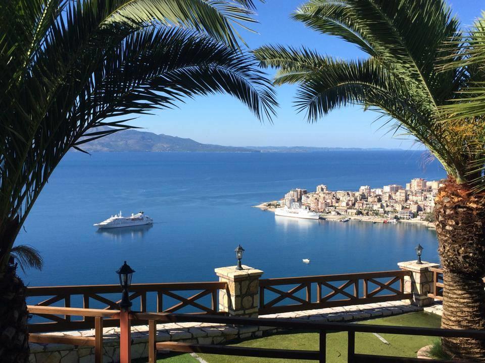 Beautifull Holiday Apartment Larisa Sarandë Buitenkant foto